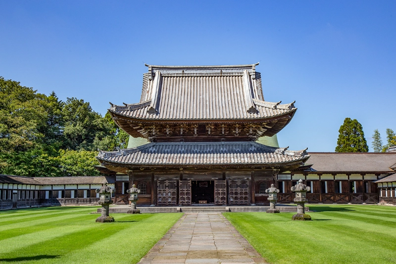 国宝「高岡山瑞龍寺」